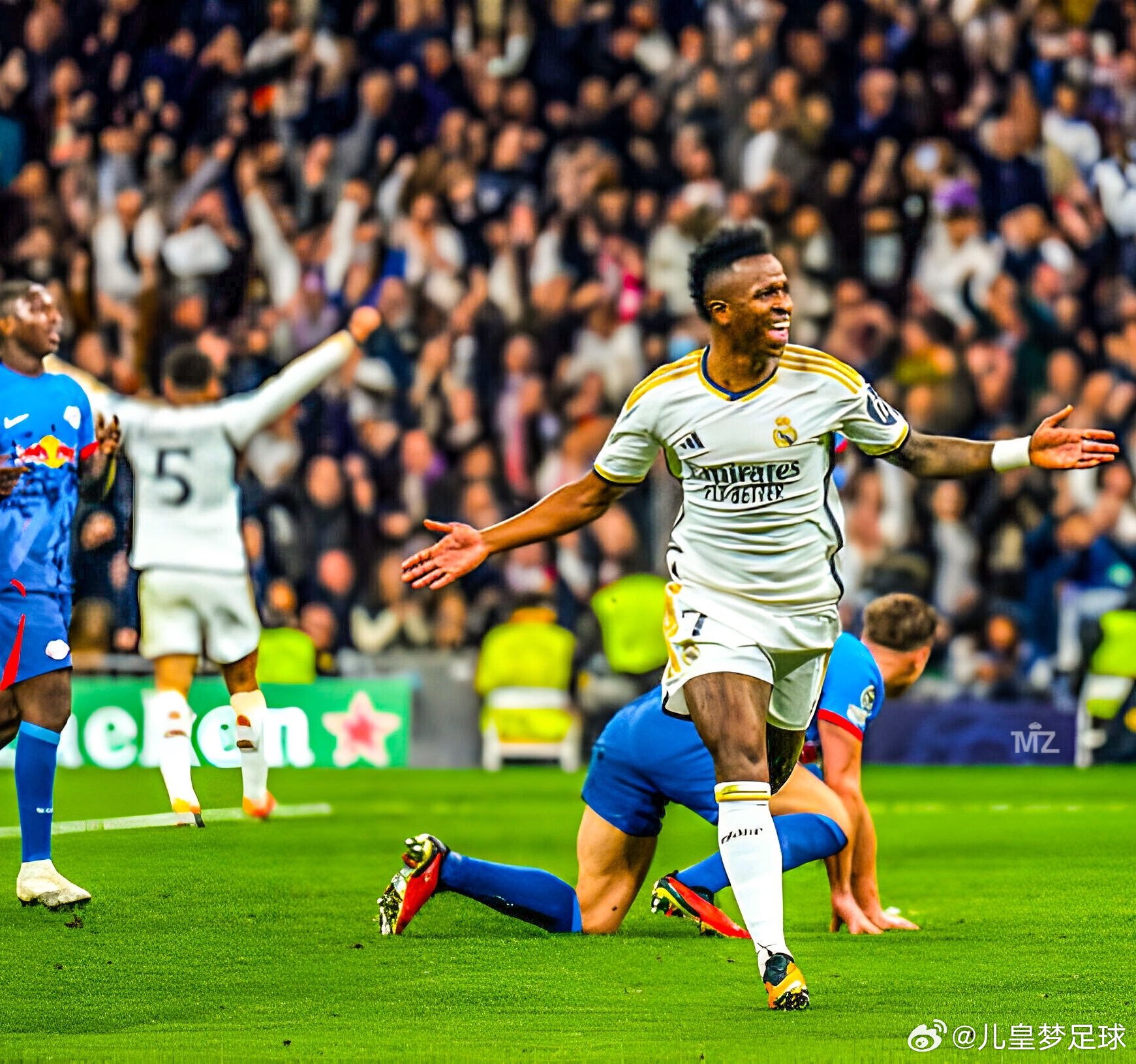 莱比锡发布备战花絮,赛前防线松动,欧冠任务艰巨,心理建设被强调的简单介绍 莱比锡发布备战花絮,赛前防线松动,欧冠任务艰巨,心理建设被强调的简单介绍