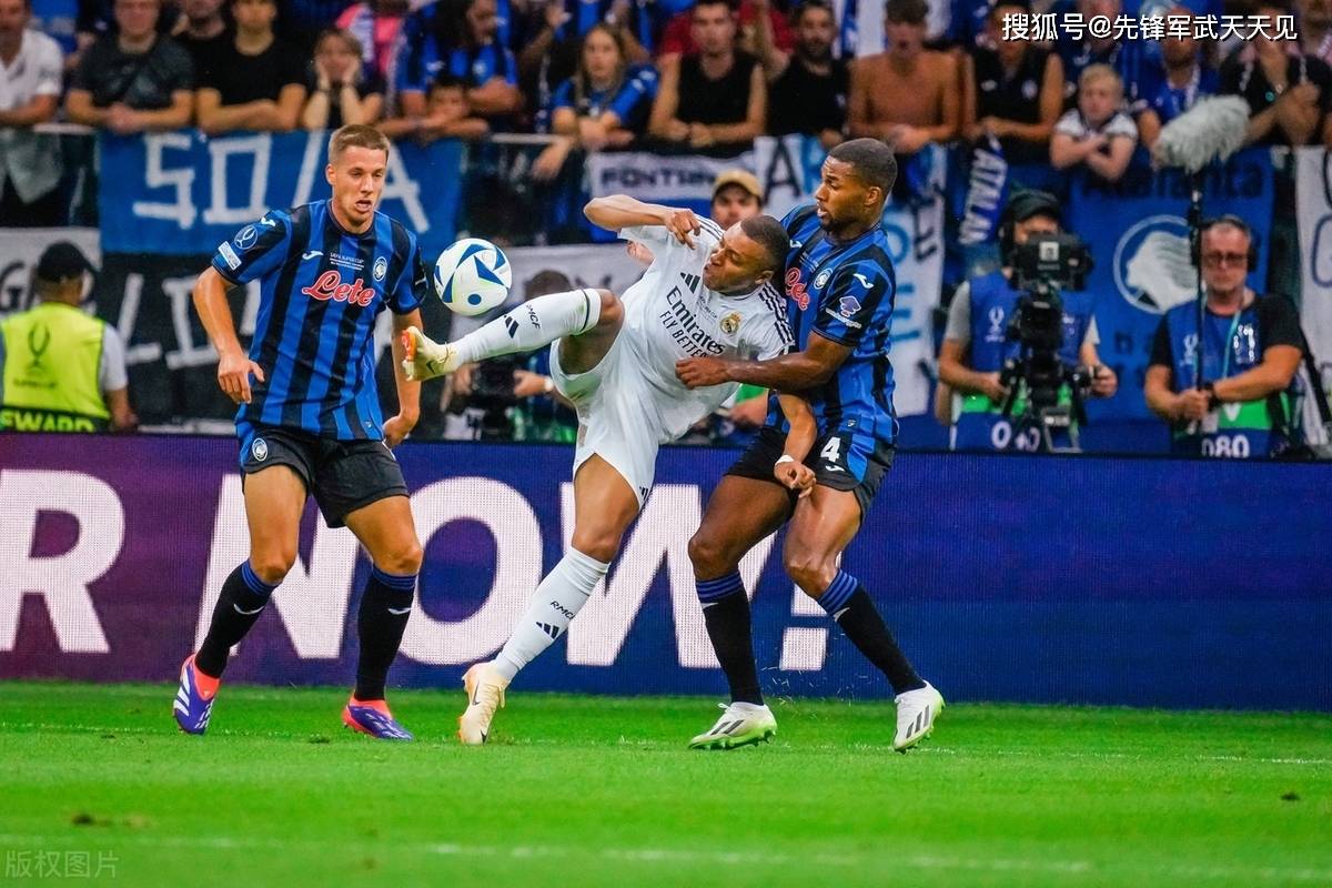 赛前利物浦备战欧超杯，单刀错失细节曝光，引发热议，赛程密集仍需轮换的简单介绍