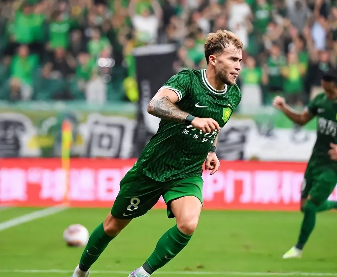 重磅！今晚上海久事备战欧篮联集结日布莱顿内部沟通——中超节点到来，冲刺阶段西汉姆备战西甲的简单介绍