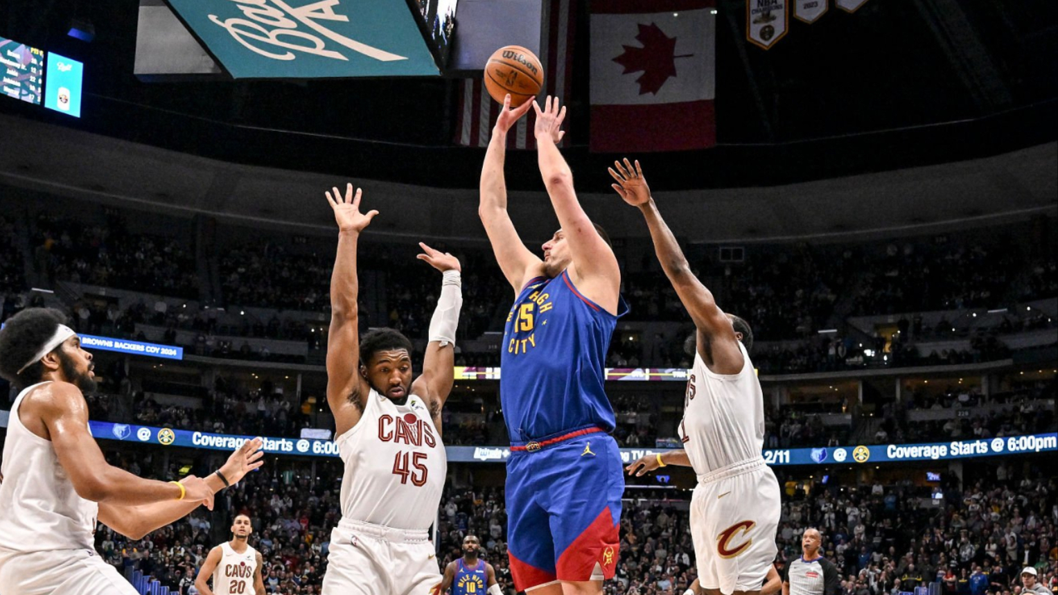 包含太狠了！丹佛掘金绝杀压哨备战NBA总决赛曼联关键时刻外线爆发，密尔沃基雄鹿完成体检备战欧联的词条